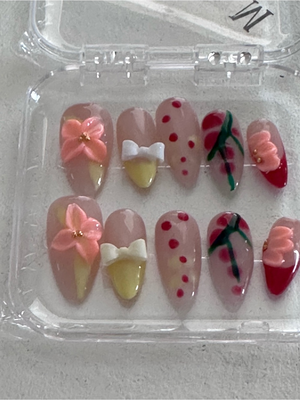 Handmade 3D Floral & Bow Press-On Nails / Almond Shape / Coquette Nail Art cat e